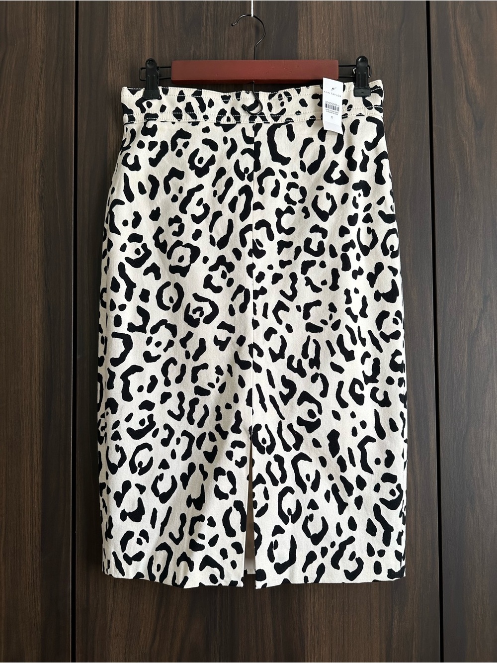 NWT Ann Taylor Women’s Black & White Leopard Print High Waist Pencil Skirt (0)